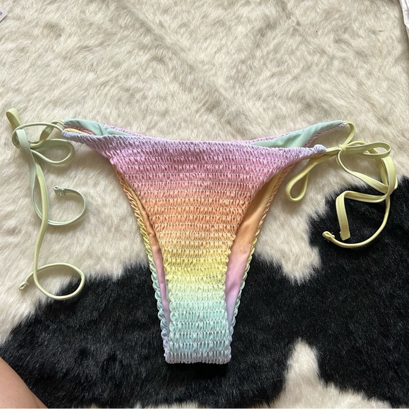Aqua Tropic Bikini bottoms - Picture 1 of 3